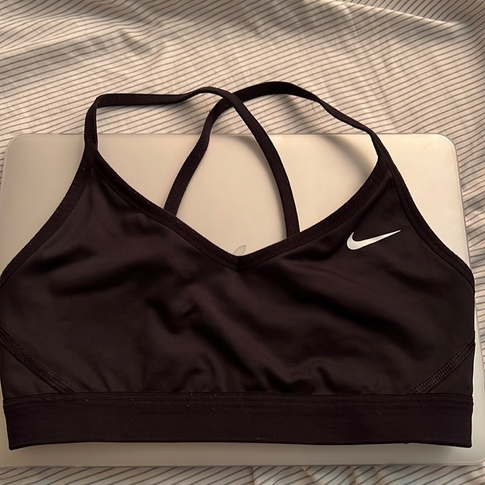 Racer back Nike sports bra